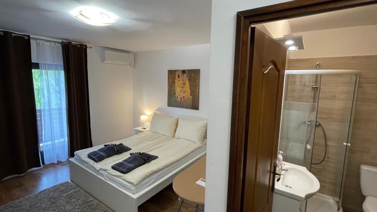 CITY Apartmanház Balatonföldvár Exterior foto